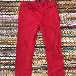 red skinny jeans